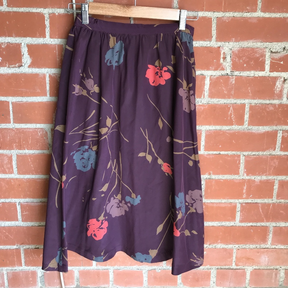 St. Tropez West + Carole Little 100% silk floral skirt size 6 cottagecore